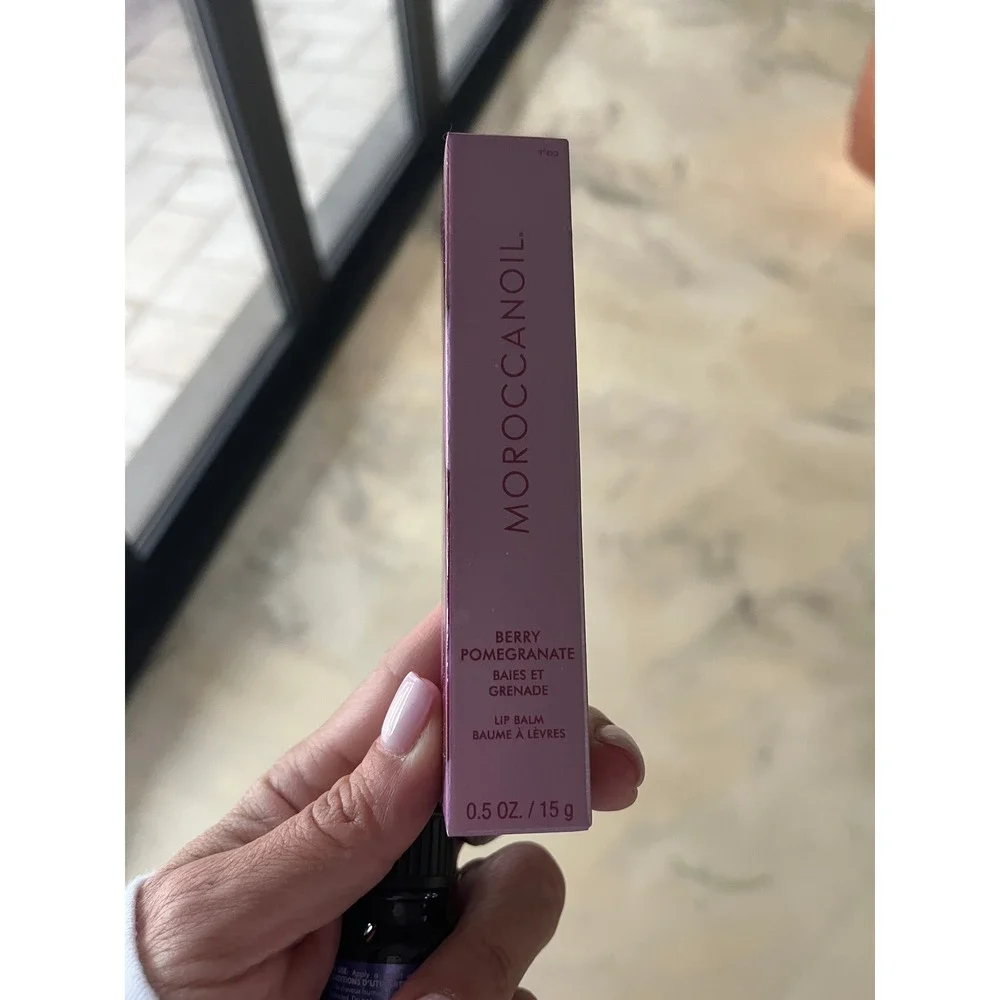 Moroccanoil Berry Pomegranate Lip Balm 0.5oz 15g New in Box Hydrating Argan Oil